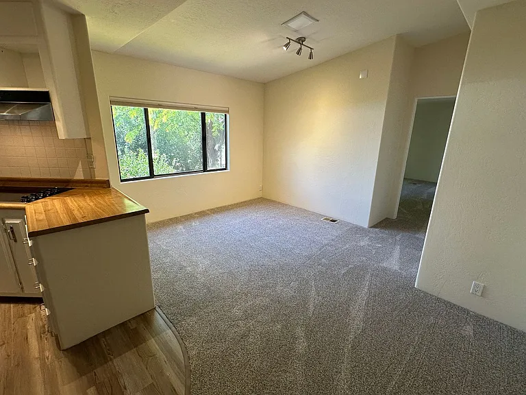 2510 Arrowhead Rd — Photo 16