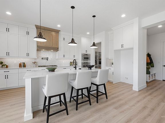 3rd image of 2158 N Annadale Ave