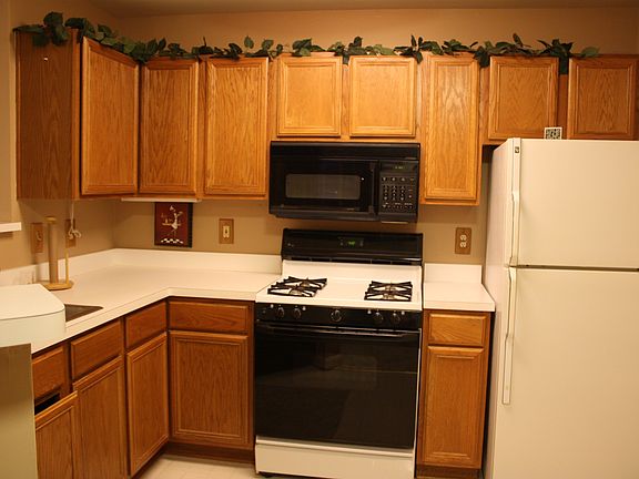 2nd image of 11000 Kinship Ct #300