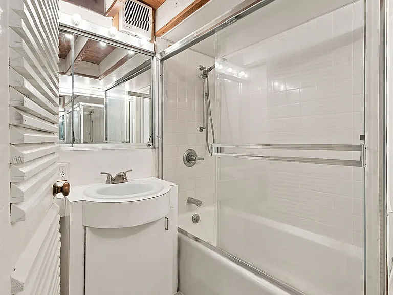 301 Jersey St #3 — Photo 9