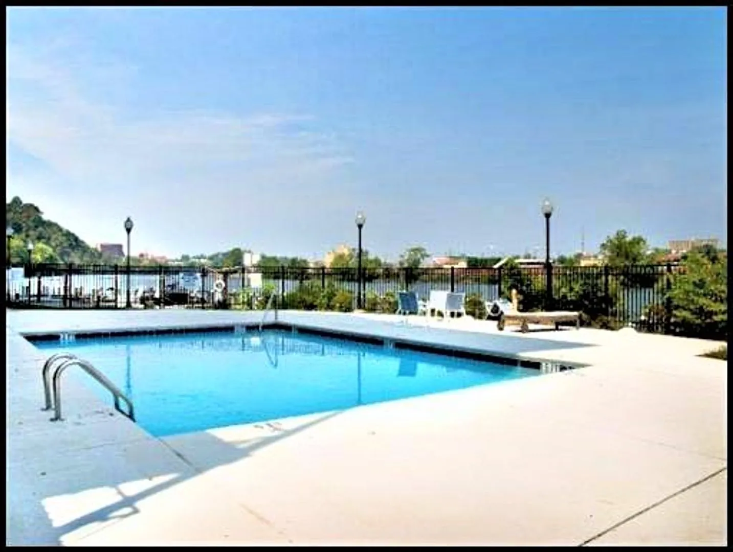 River Towne Condominiums: Available NOW for 12 month lease - Lock in this great price today! — Photo 1