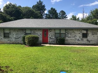 1005 Cook Dr, Deridder, LA 70634