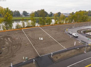 2036 S River Rd #14, Kelso, WA 98626