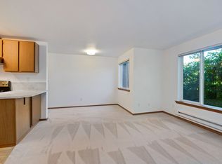 4250 34th Ave W #1B-1BA-640SQFT, Seattle, WA 98199