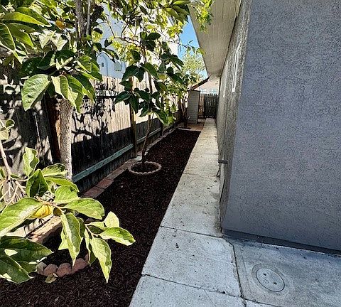 4th image of 4104 35th St #1