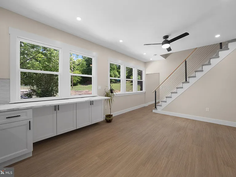 71 Dreamland Park Dr #75 — Photo 5