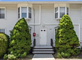 30 Brown St #4, Narragansett, RI 02882