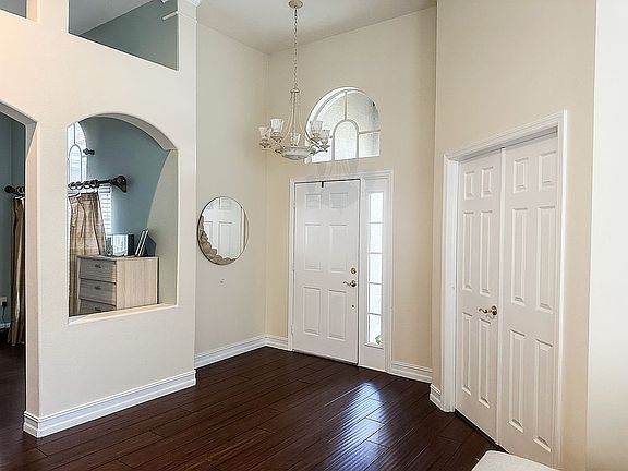 2nd image of 1103 Wyndham Lakes Dr