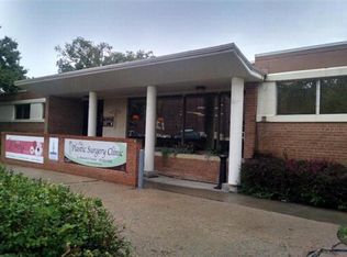 135 E Claflin Ave, Salina, KS 67401