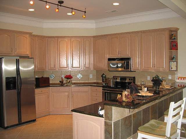 2nd image of 1264 Fox Tail Dr