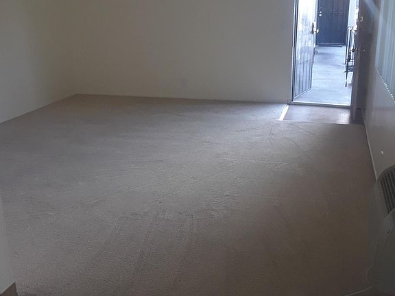 4th image of 900 Broadway St APT F