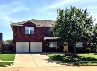 1902 Country Walk Ln, Wylie, TX 75098