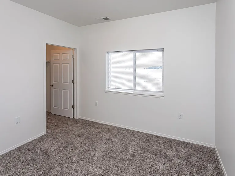 4033 N Olympia Dr #224 — Photo 7