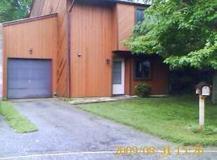 5 Glouchester Cir, Chesapeake, VA 23320