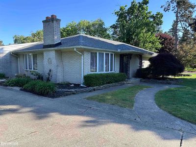 38666 Moravian Dr, Clinton Township, MI, 48036