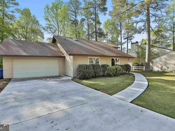 104 Holly Ct, Peachtree City, GA 30269