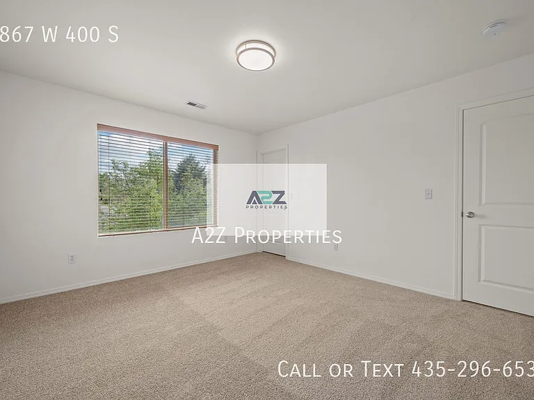 2867 W 400 S — Photo 26