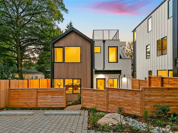 601 N 137th Street, Seattle, WA 98133