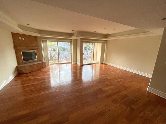 2nd image of 11554 Iowa Ave Unit 103