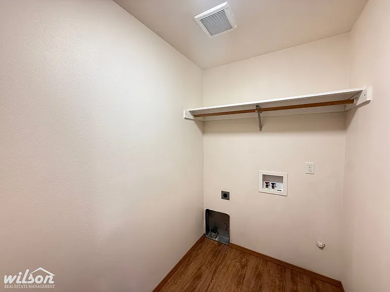 810 Fremont St — Photo 10