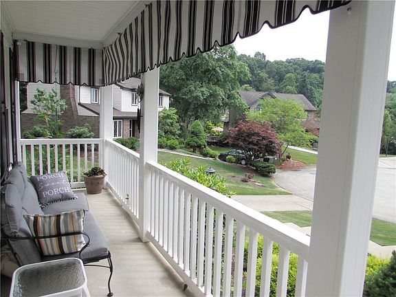3rd image of 4311 Woodbine Ct