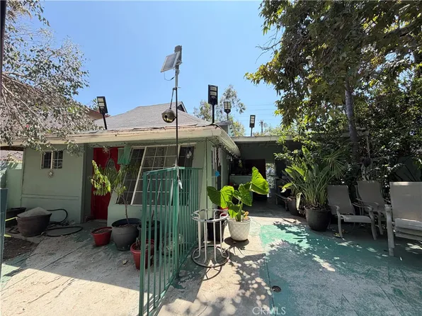 5925 Whitnall Hwy, North Hollywood, CA 91601