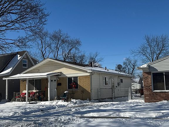 2nd image of 5886 Jackson St