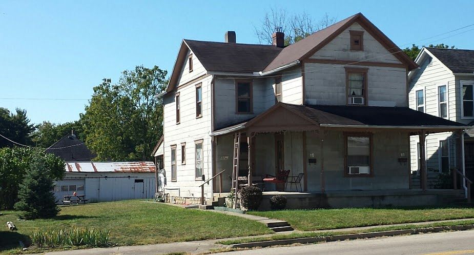 2nd image of 16 W Main St