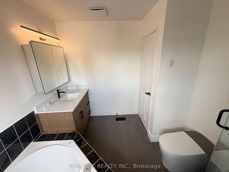 93 Brunswick Ave — Photo 12