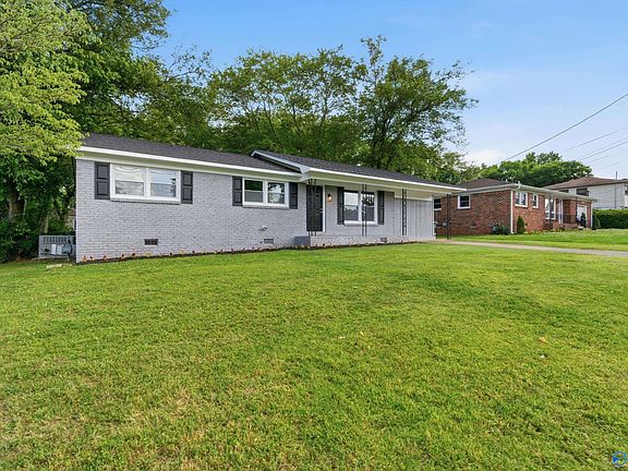 3rd image of 4019 Telstar Cir SW