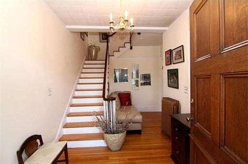Entry/Office