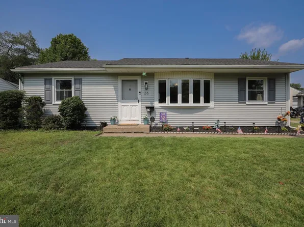 26 Elinor Ave, Stratford, NJ 08084