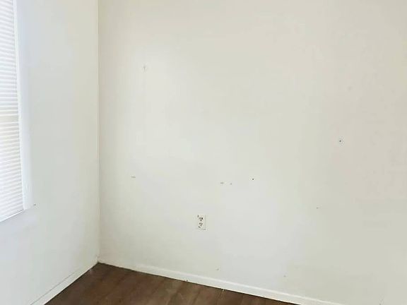 5th image of 434 Mason Blvd
