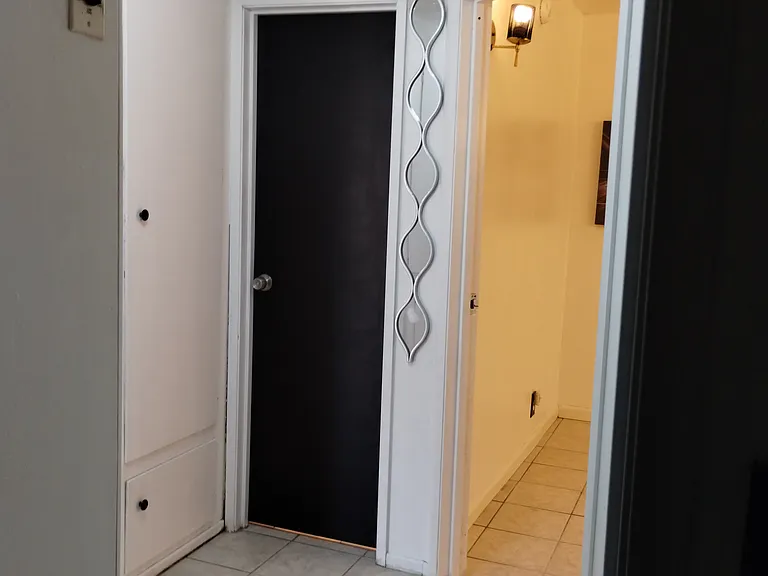 Anawood Pl — Photo 4