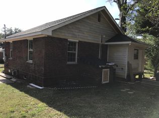 9 J Ave, Gainesville, GA 30504