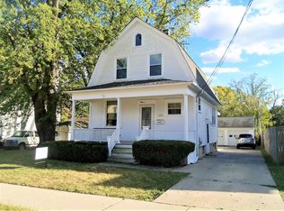 659 Walnut Ave, Elgin, IL 60123