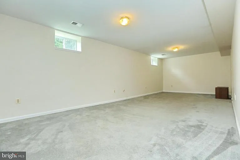 2827 Hackney Ln photo 1
