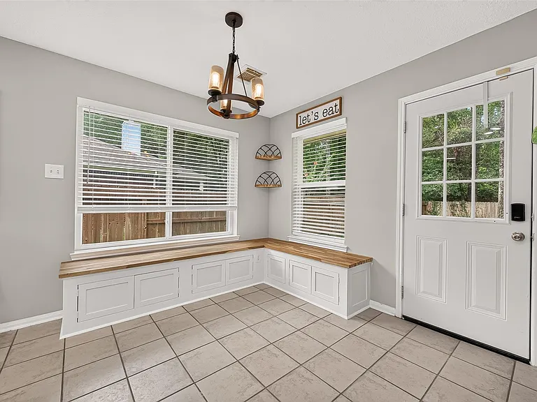 1810 Ashton Village Dr — Photo 13