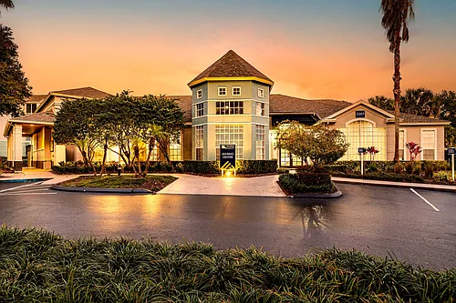 Alvista Metrowest Photo 1