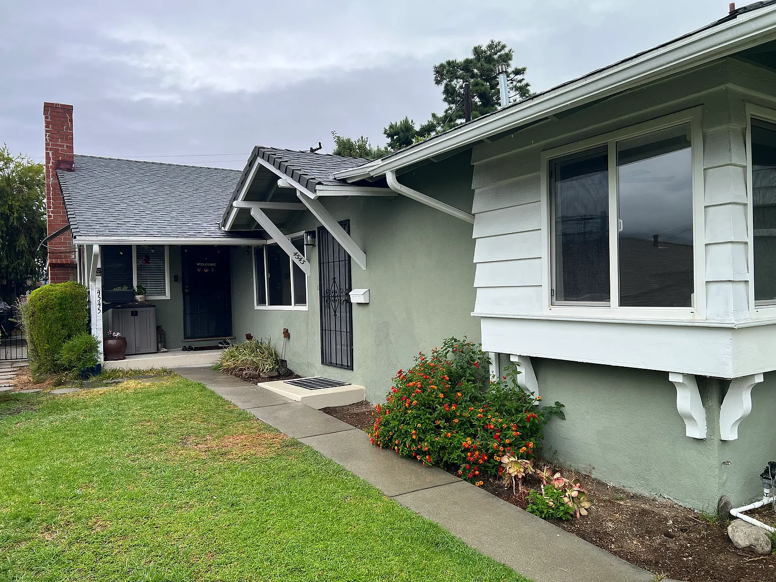 2 bed, 989 sqft, $3,450 — Photo 3