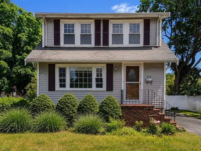 216 Park Ave, Weymouth, MA, 02190