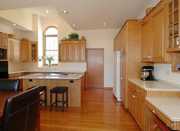 4th image of 9N069 Cross Creek Ct
