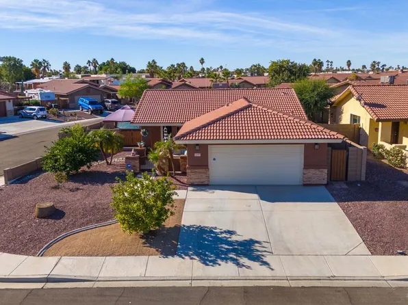 12668 S Driftwood Dr, Yuma, AZ 85367