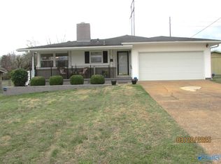 4215 Coffee Dr SW, Huntsville, AL 35805