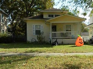 1403 E 5th Ave, Winfield, KS 67156