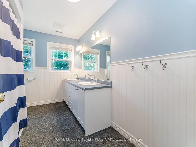 43 Ravina Cres — Photo 40