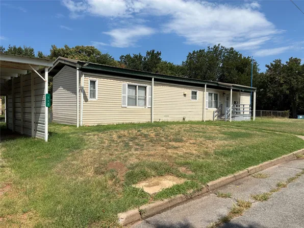 112 NW 5th St, Anadarko, OK 73005