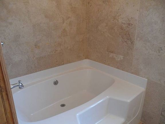 2nd floor bath