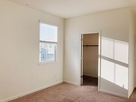 4th image of 2040 Mannington Pl