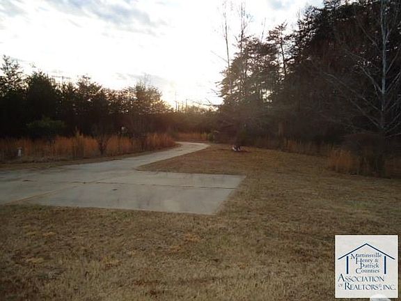 5th image of 1995 Carver Rd